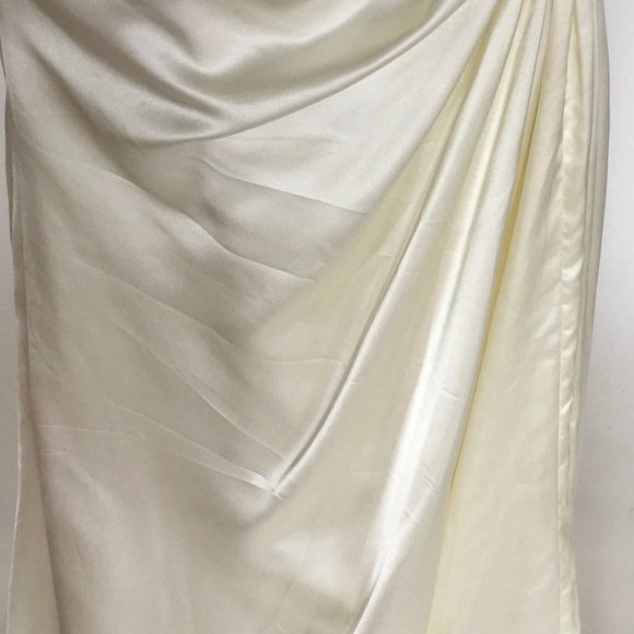 Sophia Tolli Size 06 Ivory A-Line Wedding Gown - Picture 5 of 10